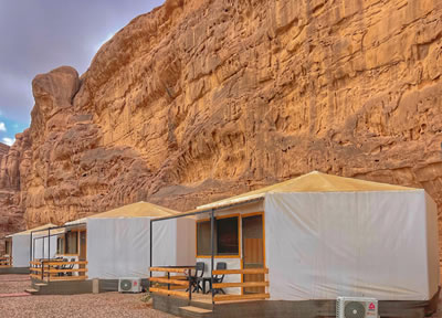 Rum Oasis camp