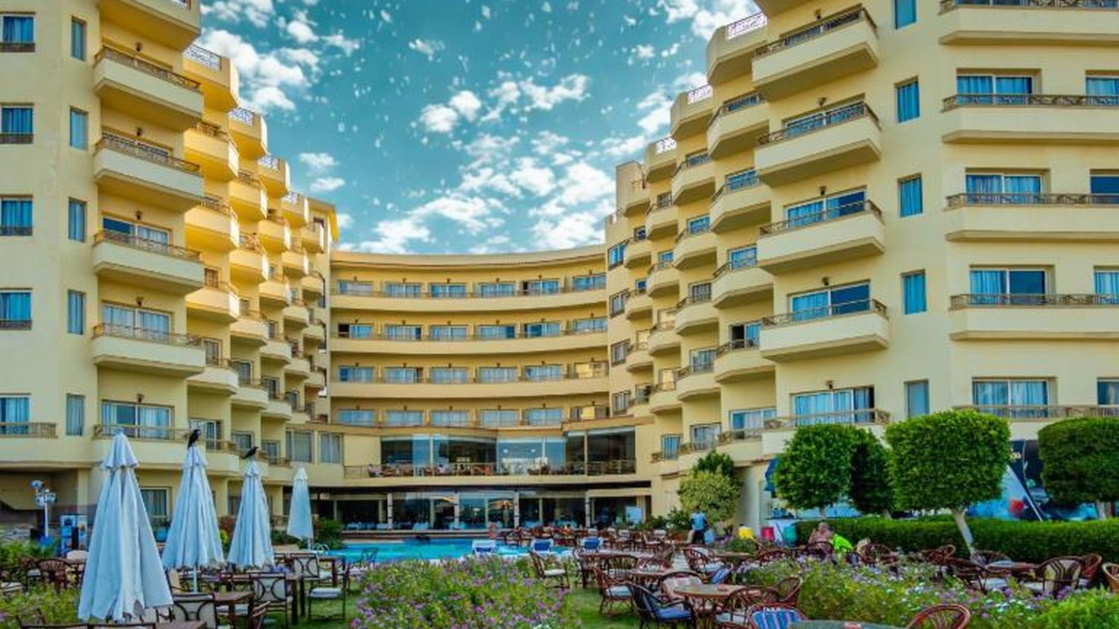 Magic Beach Hotel