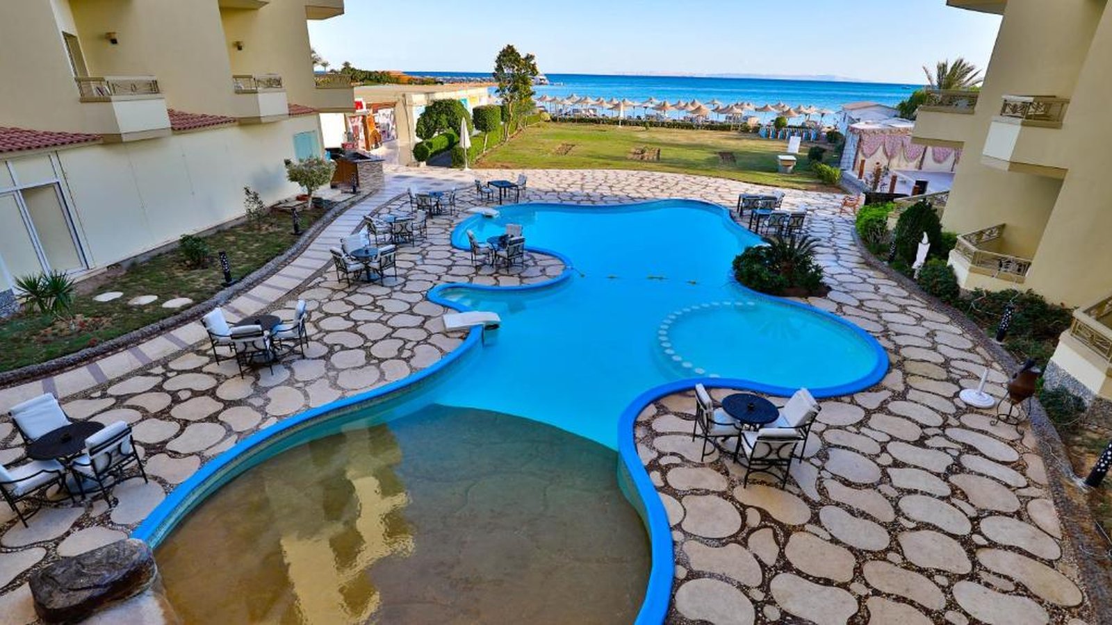 Magic Beach Hotel