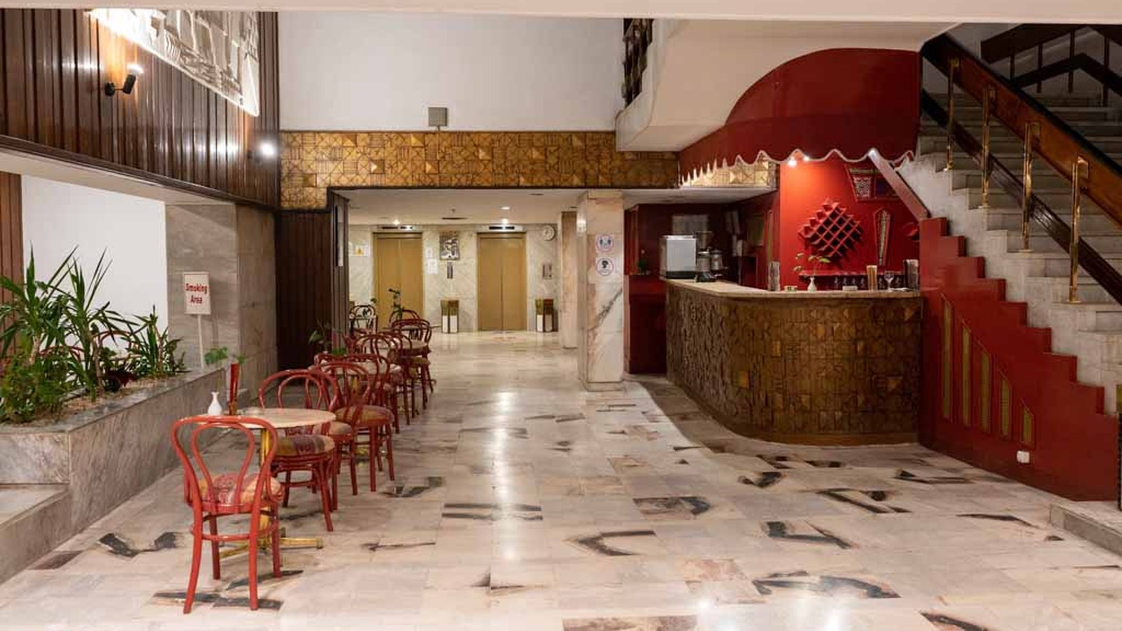 Aracan Luxor Hotel