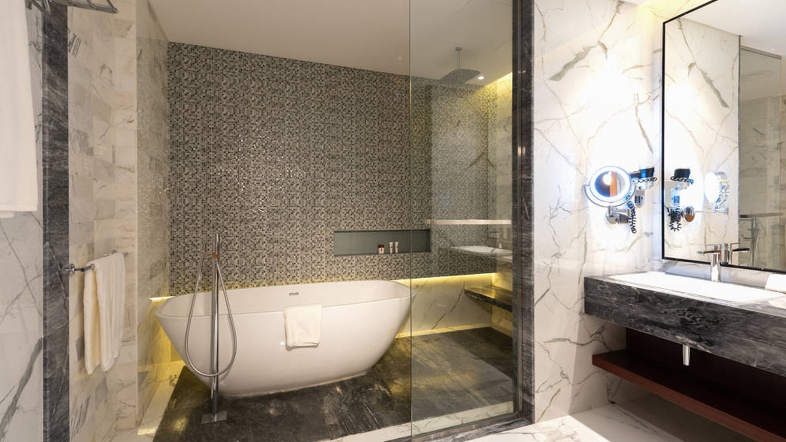 Ramada Hotel & Suites by Wyndham Al Qassim